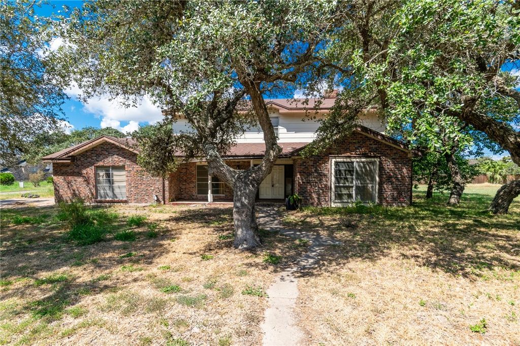 1522 S Mccampbell St, Aransas Pass, TX 78336 — photo 2