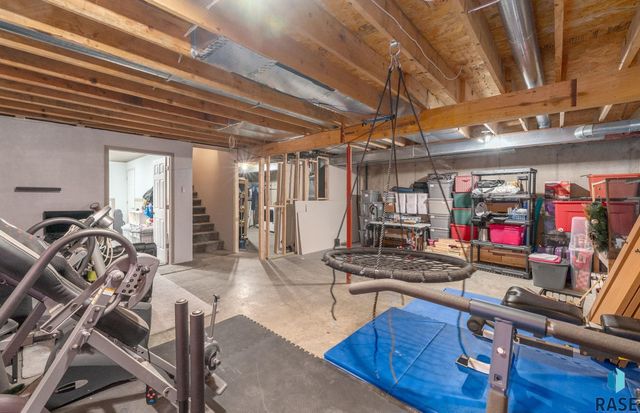 1313 E 70th St N Street N, Sioux Falls, SD 57104