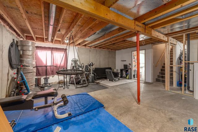 1313 E 70th St N Street N, Sioux Falls, SD 57104