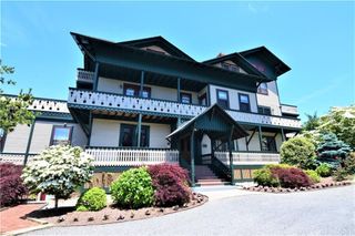 35 Chastellux Avenue J, Newport, RI 02840