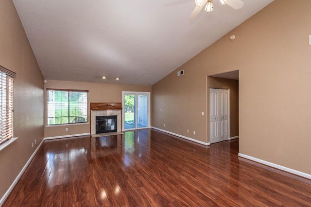 8127 Aztec Way, Antelope, CA 95843