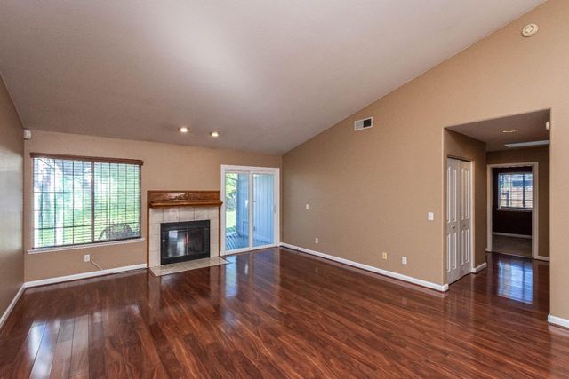 8127 Aztec Way, Antelope, CA 95843