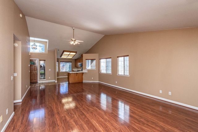 8127 Aztec Way, Antelope, CA 95843