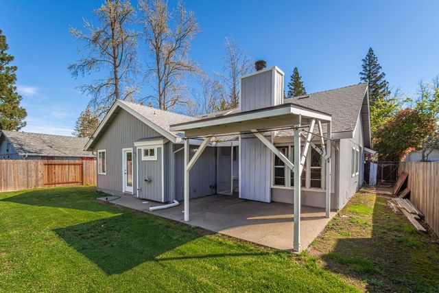 8127 Aztec Way, Antelope, CA 95843