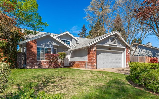 8127 Aztec Way, Antelope, CA 95843