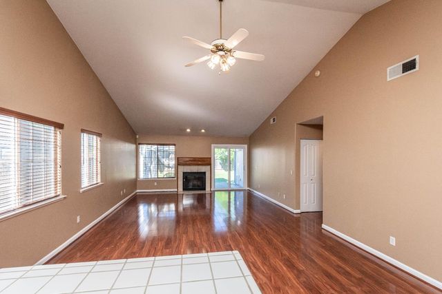 8127 Aztec Way, Antelope, CA 95843