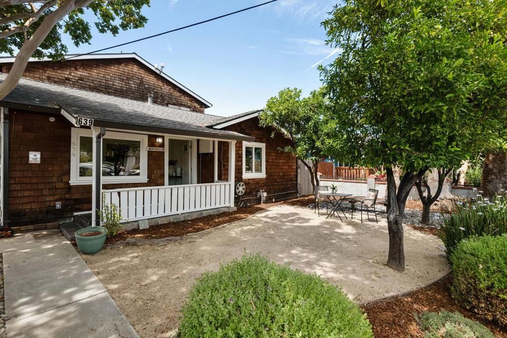 639 Douglas Avenue, Redwood City, CA 94063
