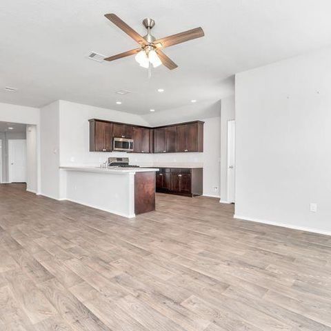 1827 Gibbons Creek Drive, Rosenberg, TX 77469