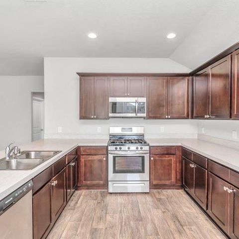 1827 Gibbons Creek Drive, Rosenberg, TX 77469