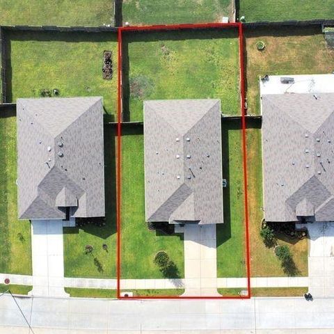 1827 Gibbons Creek Drive, Rosenberg, TX 77469