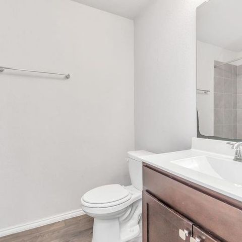 1827 Gibbons Creek Drive, Rosenberg, TX 77469