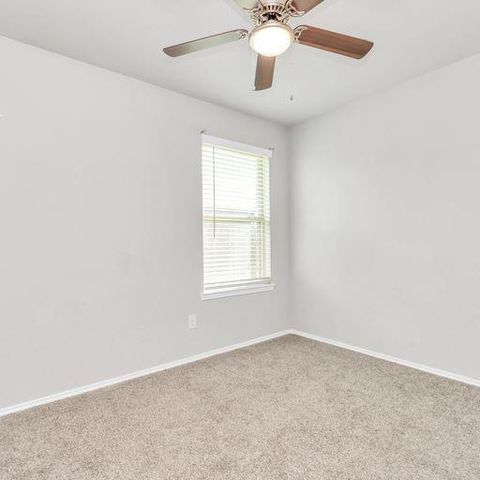 1827 Gibbons Creek Drive, Rosenberg, TX 77469