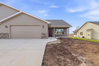 340 TWILIGHT TRAIL, Fond Du Lac, WI 54937