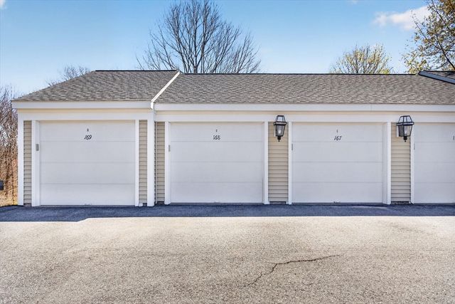 361 Tilden Commons Ln 361, Braintree, MA 02184