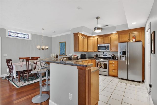 361 Tilden Commons Ln 361, Braintree, MA 02184