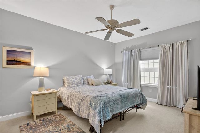 361 Tilden Commons Ln 361, Braintree, MA 02184