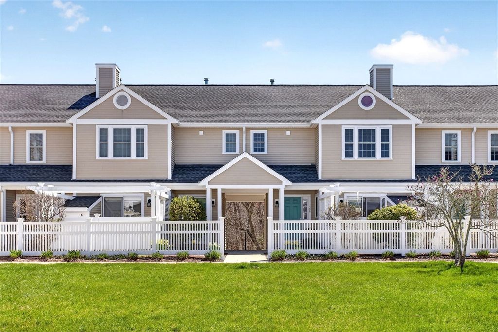 361 Tilden Commons Ln 361, Braintree, MA 02184