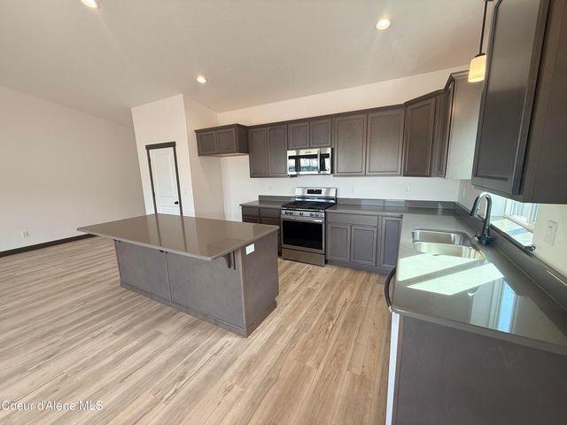 1136 Jersey St, Sandpoint, ID 83864