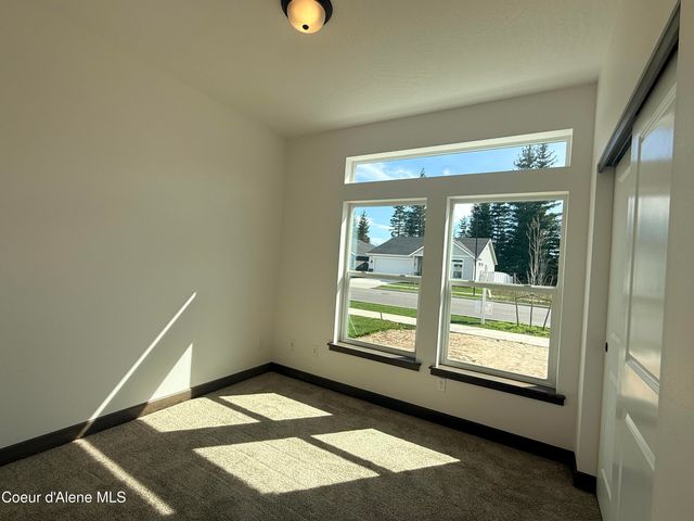1136 Jersey St, Sandpoint, ID 83864