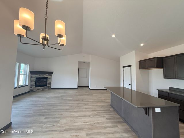 1136 Jersey St, Sandpoint, ID 83864