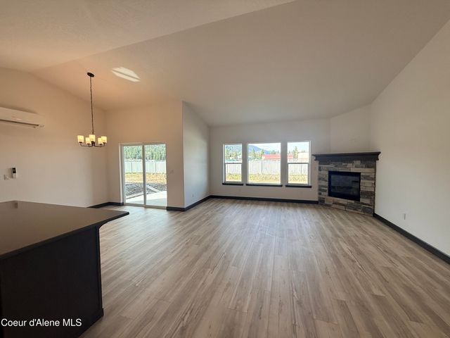 1136 Jersey St, Sandpoint, ID 83864