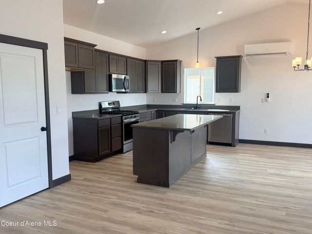 1136 Jersey St, Sandpoint, ID 83864