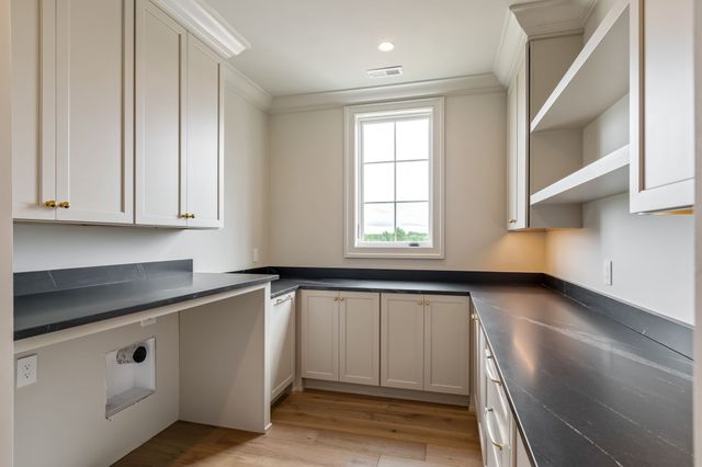 1100 McCall Ct, Brentwood, TN 37027