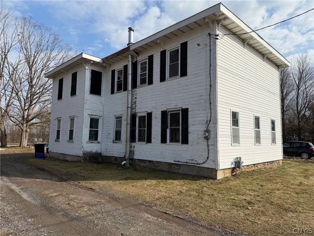 8478 Henry Clay Boulevard, Clay, NY 13041