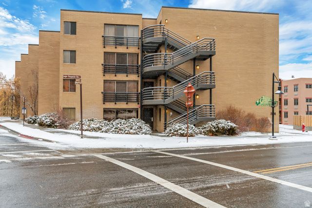 2000 PROSPECTOR AVE #411, Park City, UT 84060