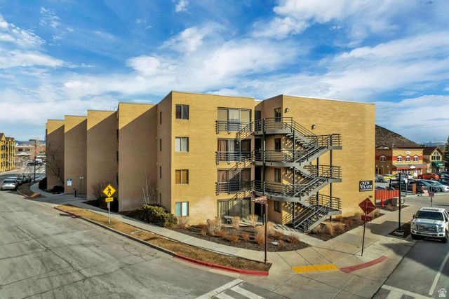 2000 PROSPECTOR AVE #411, Park City, UT 84060