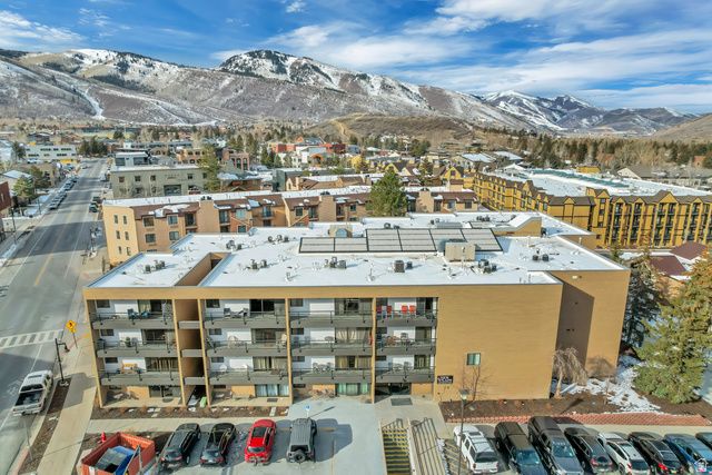 2000 PROSPECTOR AVE #411, Park City, UT 84060