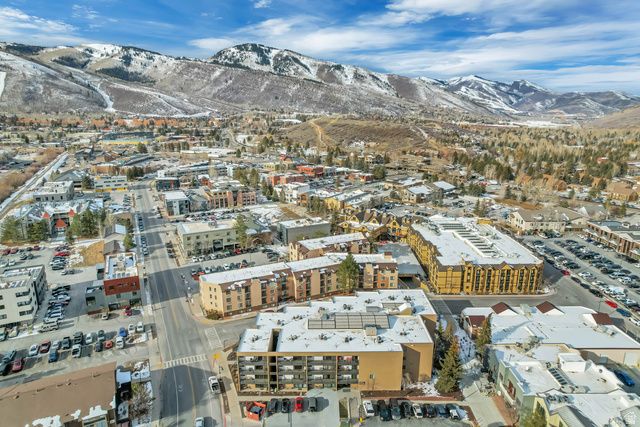 2000 PROSPECTOR AVE #411, Park City, UT 84060