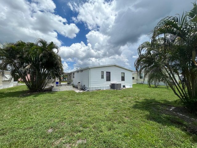 2788 SW Thunderbird Trail, Stuart, FL 34997