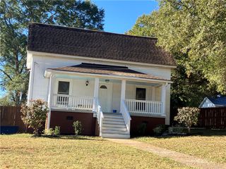 3 Wardlaw Street, Pelzer, SC 29669