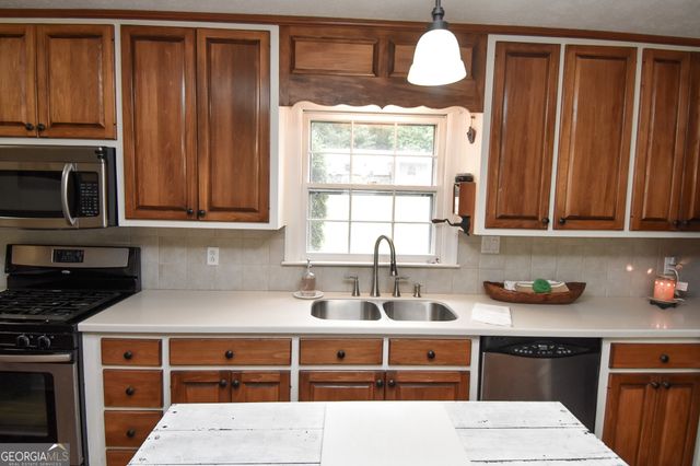 120 Mill Race Road, Thomaston, GA 30286