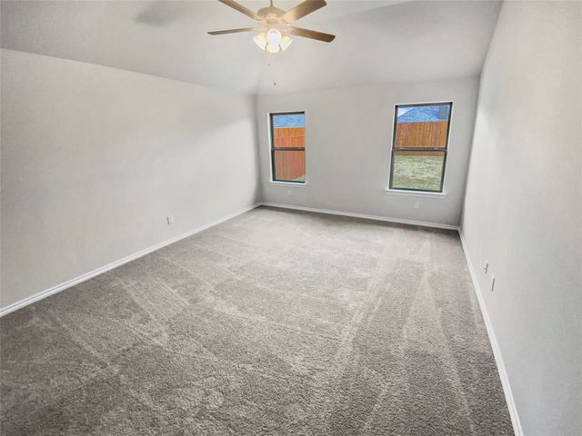 9909 Mescalbean Boulevard, Fort Worth, TX 76036