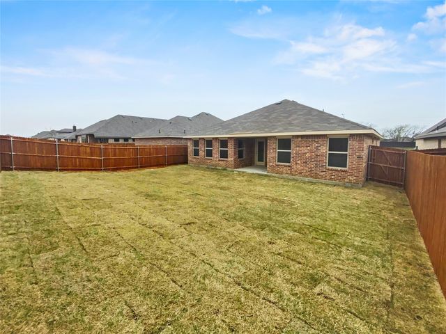 9909 Mescalbean Boulevard, Fort Worth, TX 76036