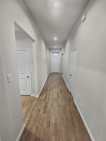 9909 Mescalbean Boulevard, Fort Worth, TX 76036