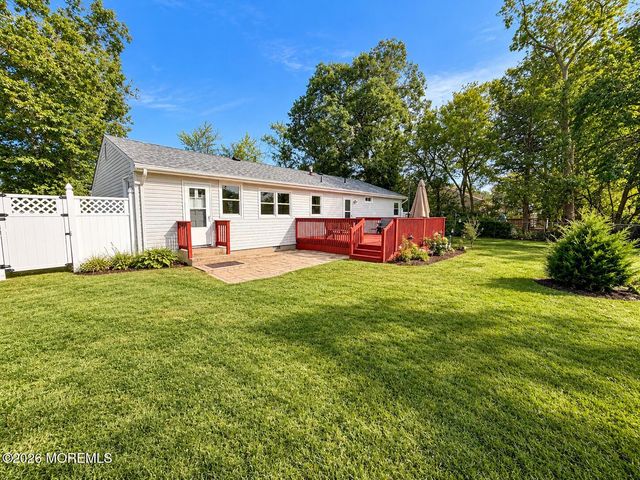 112 Blossom Drive, Toms River, NJ 08753