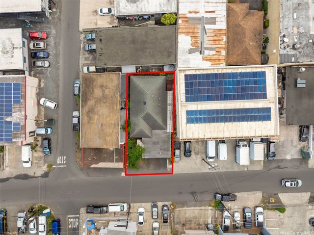 823 Gulick Avenue, Honolulu, HI 96819