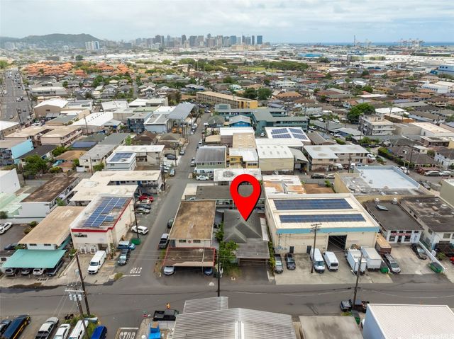 823 Gulick Avenue, Honolulu, HI 96819
