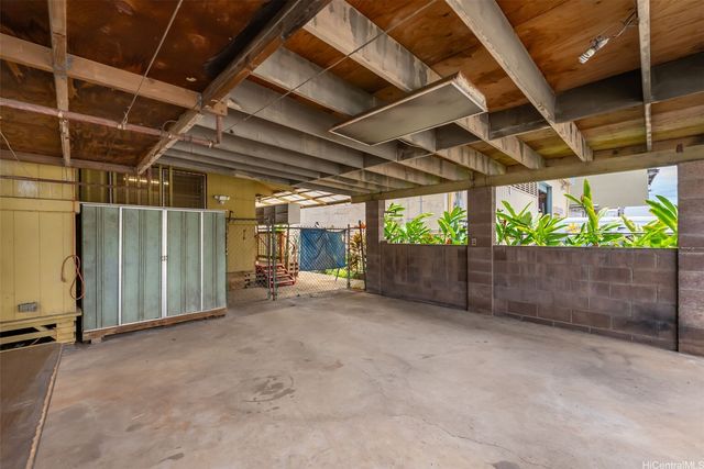 823 Gulick Avenue, Honolulu, HI 96819