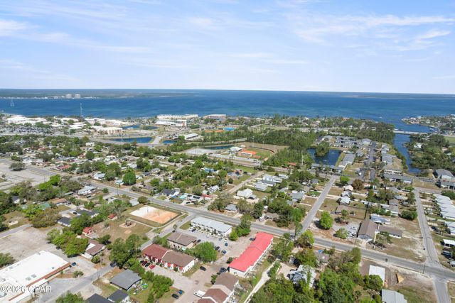 4455 W 19th Street 16, Panama City, FL 32405