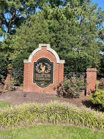 1049 Grand Oak LN, Virginia Beach, VA 23455