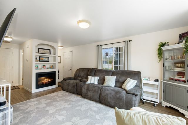 723 88th Drive SE, Lake Stevens, WA 98258