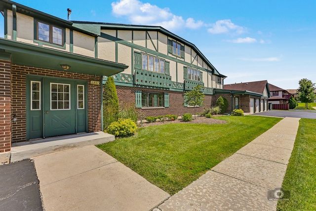 11657 S Matterhorn Circle 102, Palos Park, IL 60464