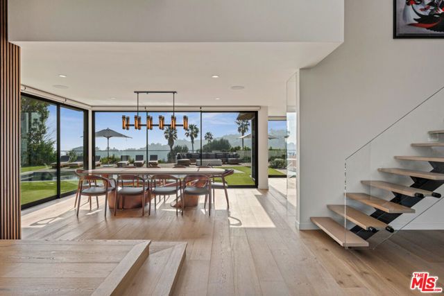 2261 Hercules Drive, Los Angeles, CA 90046