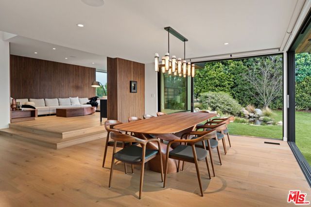 2261 Hercules Drive, Los Angeles, CA 90046