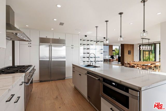 2261 Hercules Drive, Los Angeles, CA 90046