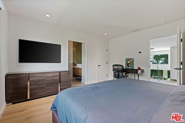 2261 Hercules Drive, Los Angeles, CA 90046